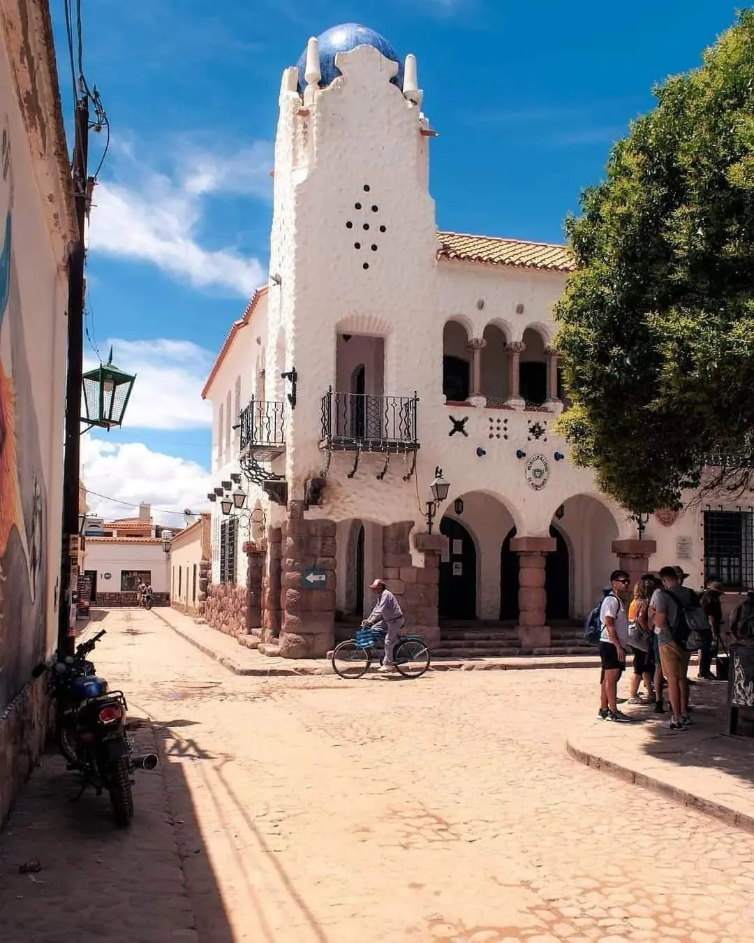 Cabildo de Humahuaca y su calle empedrada, parada del recorrido